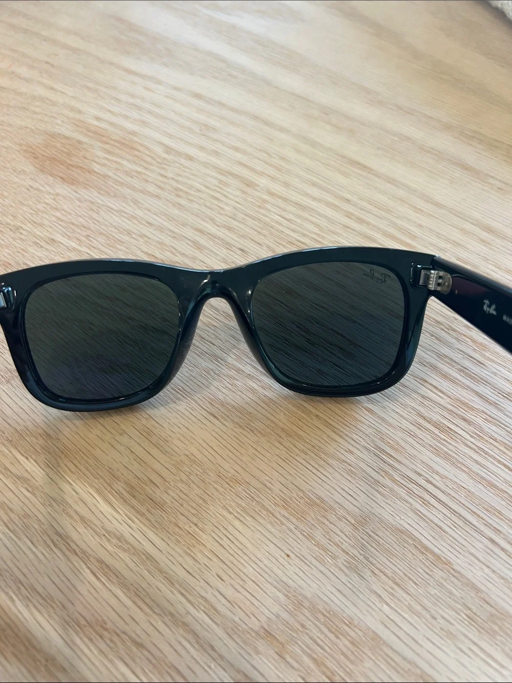 Ray-Ban Black Men’s Rectangular Sunglasses